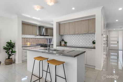 Property photo of 15 Cogar Drive Werribee VIC 3030