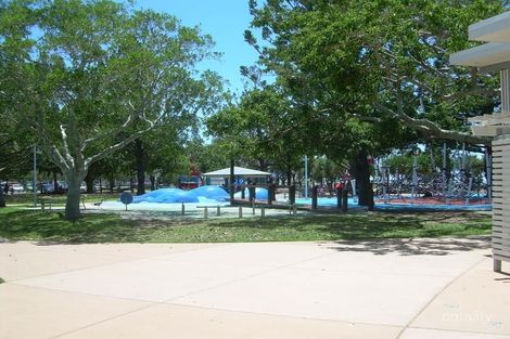 Property photo of 2/96 Bride Street Wynnum QLD 4178