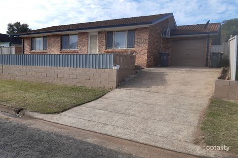 24 Bougainville Rd, Glenfield, NSW 2167