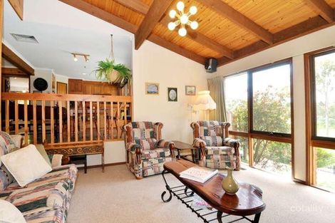 Property photo of 16 Kardinia Drive Yallambie VIC 3085