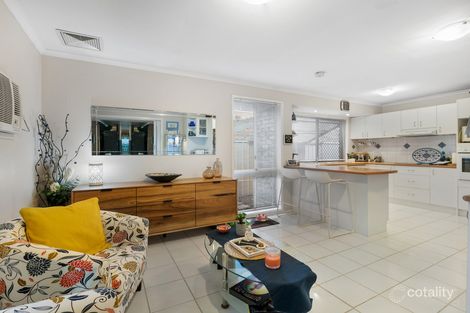 Property photo of 11 Topham Court Hillcrest QLD 4118