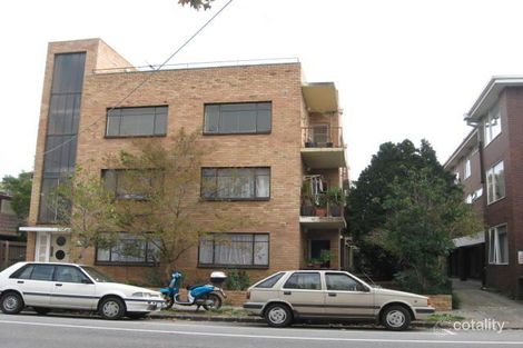 Property photo of 7/289 Barkly Street St Kilda VIC 3182