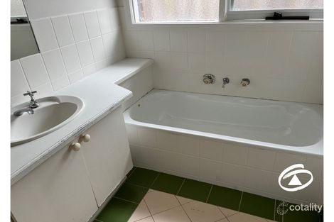 Property photo of 4 Filomena Court Cranbourne North VIC 3977