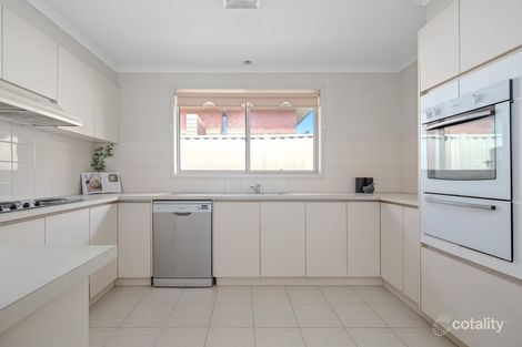 Property photo of 22 Jacqueline Close Werribee VIC 3030