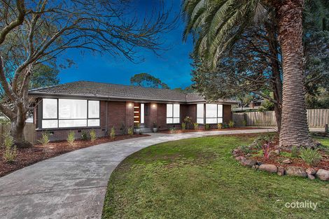 Property photo of 22 Southern Cross Chirnside Park VIC 3116