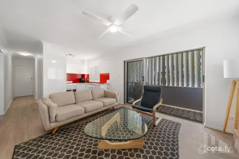 Property photo of 4/82 Bellevue Terrace Clayfield QLD 4011
