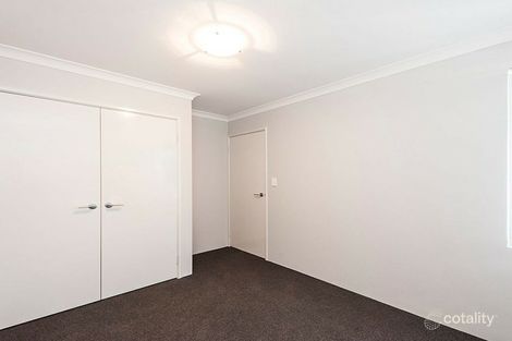 Property photo of 32 Vignerons Loop Hocking WA 6065