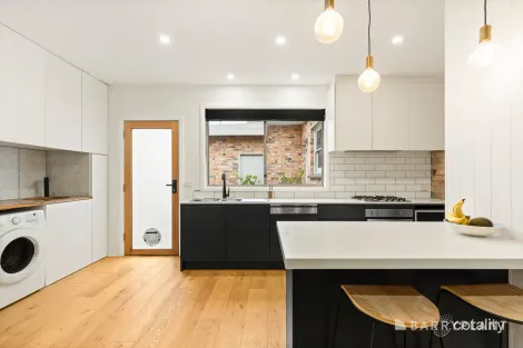 Property photo of 2/18 Flinders Street Mentone VIC 3194