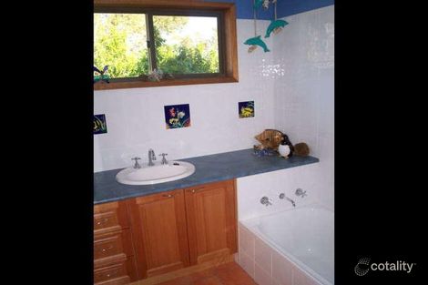 Property photo of 47 Hilltop Street Bateau Bay NSW 2261