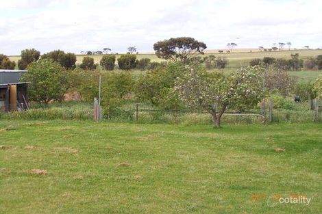 13 Railway Cres, Gnowangerup, WA 6335