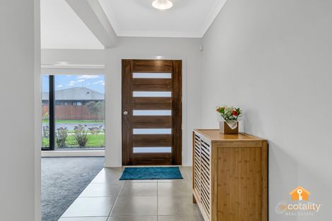 Property photo of 10 Vicinity Road Donnybrook VIC 3064