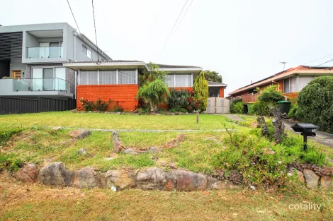 Property photo of 15 Oak Drive Georges Hall NSW 2198