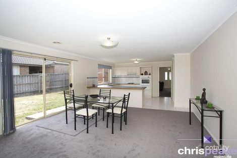 Property photo of 98 Bemersyde Drive Berwick VIC 3806