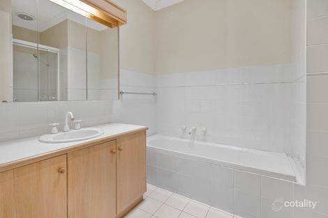Property photo of 1/521 Whitehorse Road Surrey Hills VIC 3127