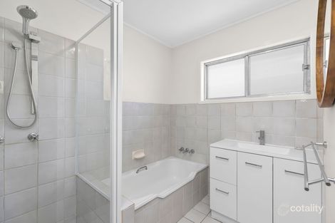 Property photo of 21 Auckland Street Wishart QLD 4122