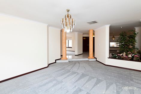 Property photo of 11 Lyrebird Square Ballajura WA 6066