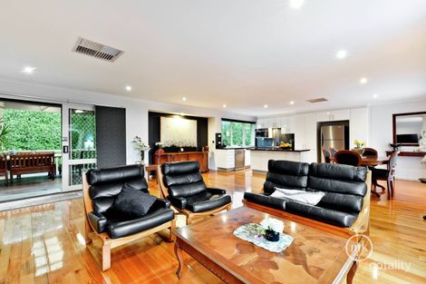 Property photo of 6 Broad Street Greensborough VIC 3088