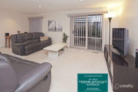 Property photo of 63 John Edgcumbe Way Endeavour Hills VIC 3802
