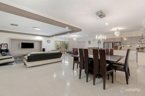 Property photo of 11 Ironbark Grove Burnside Heights VIC 3023