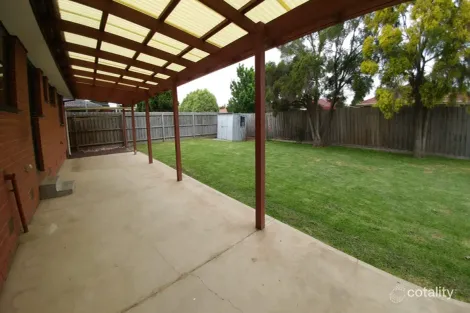 Property photo of 4 Kellaway Crescent Mill Park VIC 3082