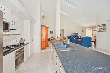 Property photo of 2/10 Magnolia Crescent Banora Point NSW 2486