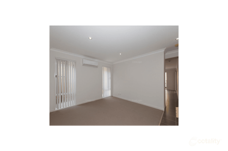 Property photo of 18 Hillsborough Place Pimpama QLD 4209