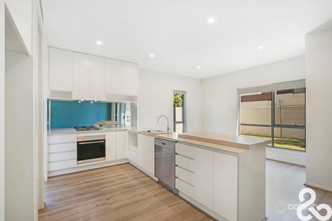 Property photo of 33 Ironbark Crescent Ivanhoe VIC 3079