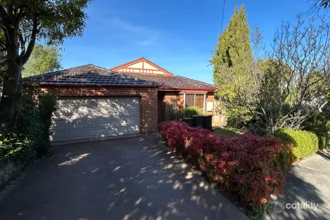 8b Cooinda Ct, Mount Waverley, VIC 3149