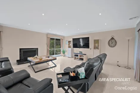 Property photo of 30 Glen Vista Drive Narre Warren North VIC 3804