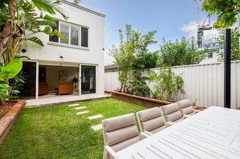 Property photo of 1/48 Mawarra Street Surfers Paradise QLD 4217