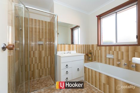 Property photo of 2 Bellinger Crescent Kaleen ACT 2617