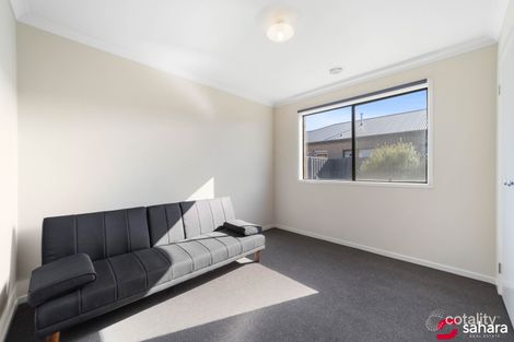 Property photo of 14 Bluff Avenue Weir Views VIC 3338
