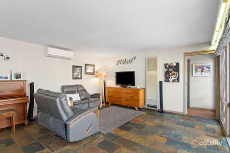 Property photo of 1 Clark Court Berwick VIC 3806