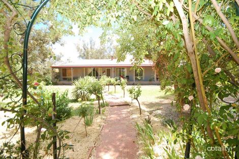 31-33 Mcalister St, Darlington Point, NSW 2706