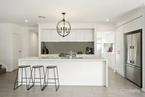 Property photo of 33 Merrick Circuit Kiama NSW 2533