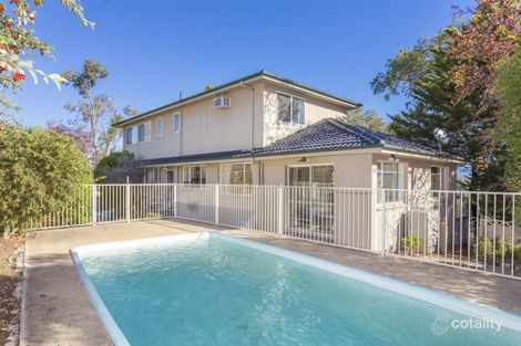 Property photo of 19 Curlewis Crescent Garran ACT 2605