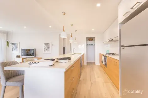 Property photo of 8 Sully Court Diggers Rest VIC 3427