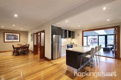 Property photo of 12 Monash Street Bentleigh East VIC 3165