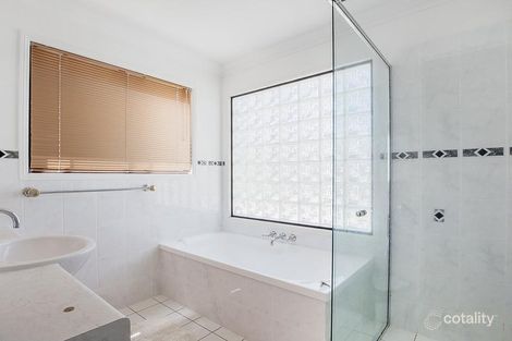 Property photo of 25 Windchimes Way Helensvale QLD 4212