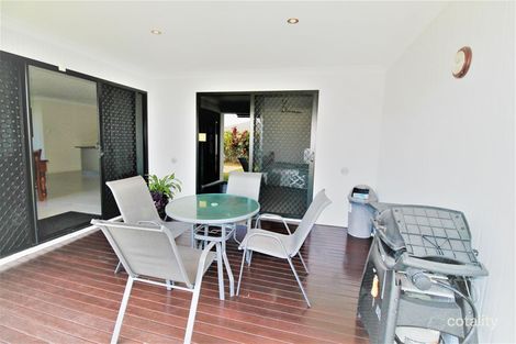 Property photo of 2 Vidar Crescent Ooralea QLD 4740