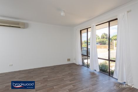Property photo of 4 Harcourt Place Bellevue WA 6056