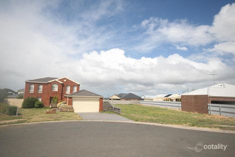 11 Mossgiel Ct, Hamlyn Heights, VIC 3215