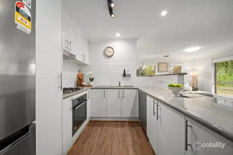 Property photo of 7 Audrey Cahn Street Macgregor ACT 2615