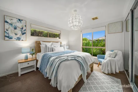 Property photo of 7 Audrey Cahn Street Macgregor ACT 2615