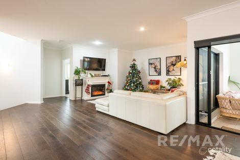 Property photo of 3/2 Cezaire Avenue Varsity Lakes QLD 4227