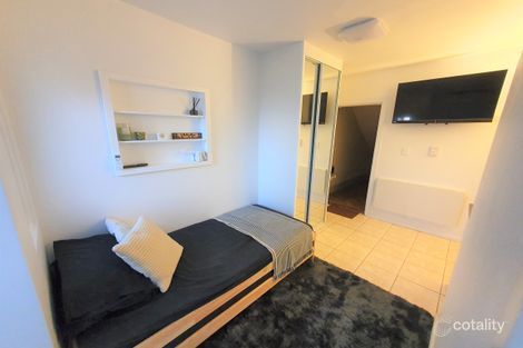 Property photo of 9/30 The Crescent Homebush NSW 2140