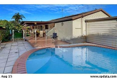 4 Sigatoka Pl, Clear Island Waters, QLD 4226