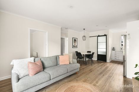 Property photo of 2/2 George Street Reservoir VIC 3073