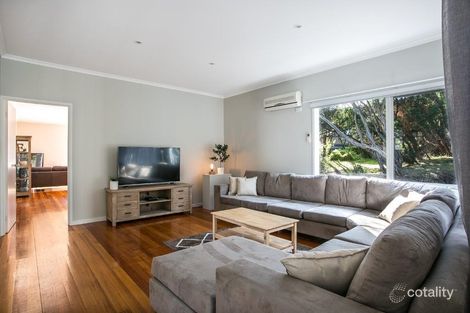 Property photo of 22 Nerissa Street Rye VIC 3941