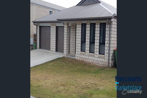 Property photo of 2/6 Weston Court Bellbird Park QLD 4300
